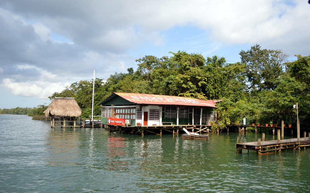 Isabel lake, Guatemala